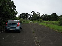 NSW - Gerringong - Old unmarked H1 alignment north end and current H1 traffic (15 Feb 2010)